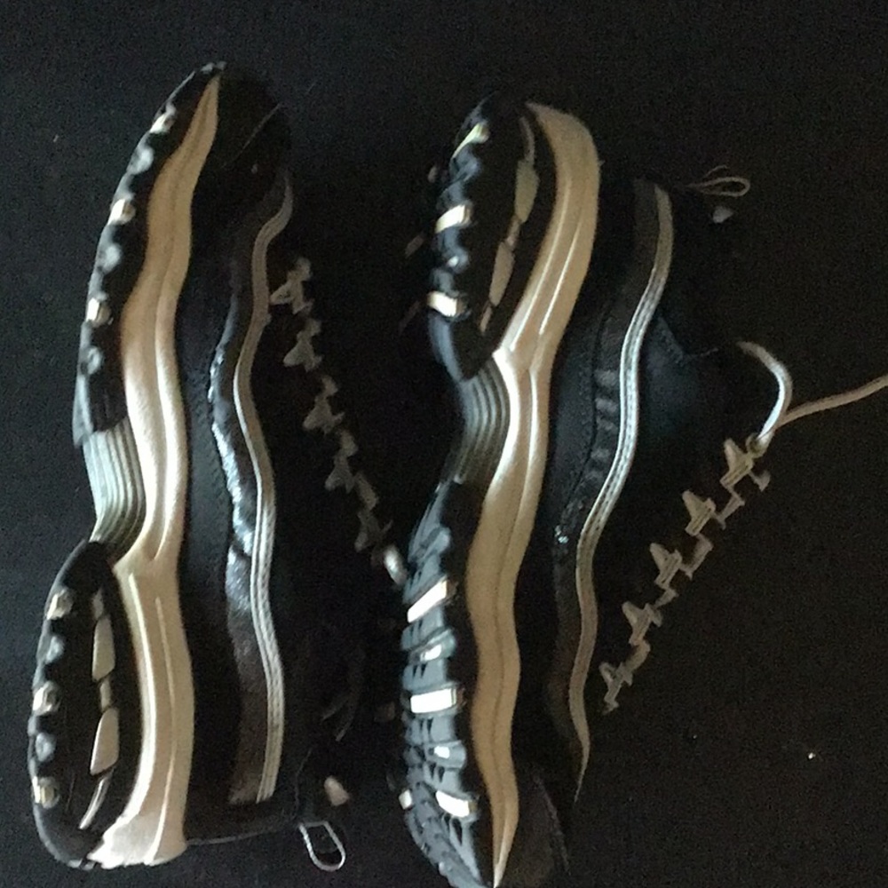 Shoes - Picture 2 of 2